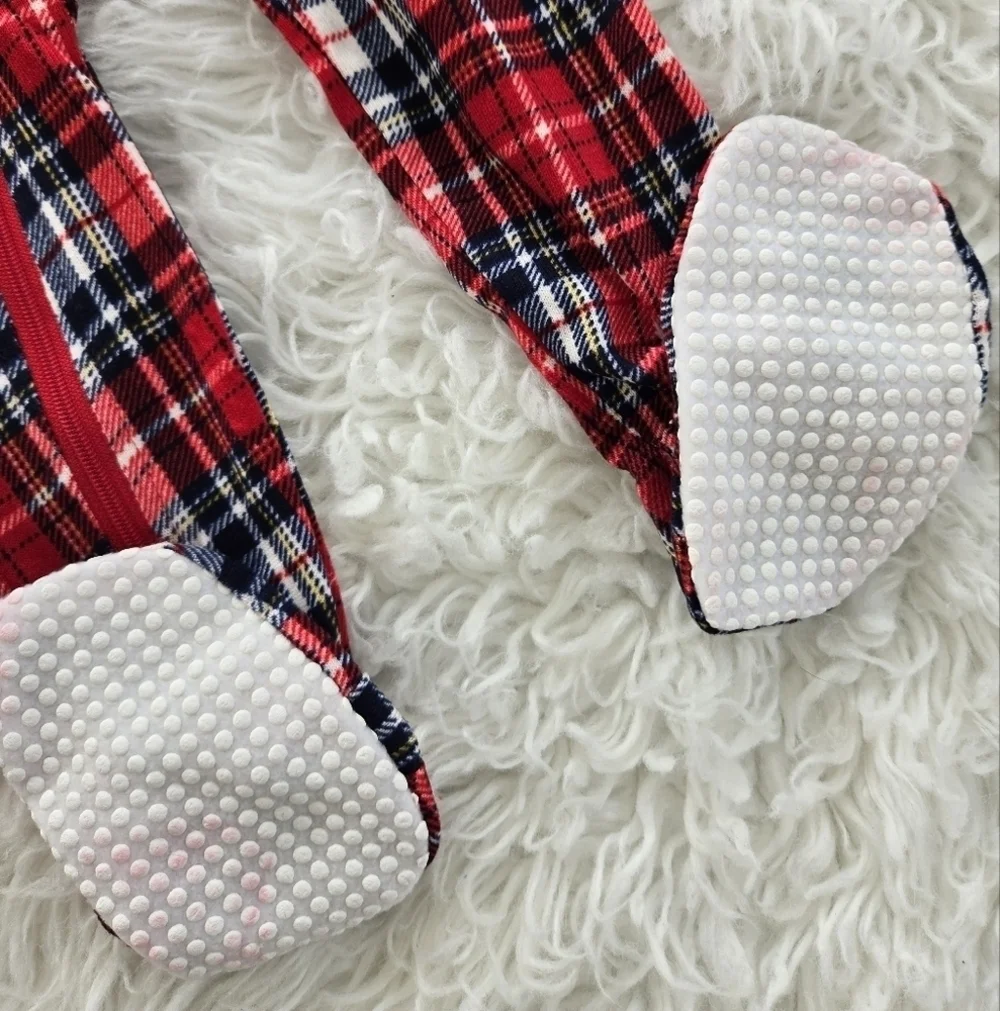 Member's Mark Christmas Family Sleep Infant Sleeper. Let It Snow. Size 18M. New